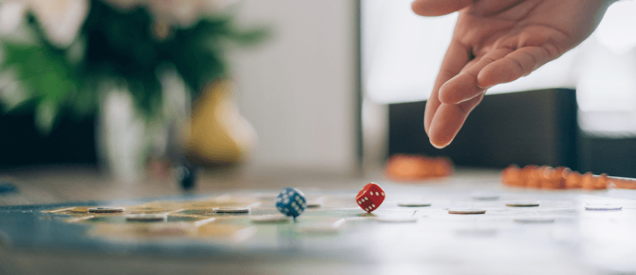Sortie jeu de société dans un pub ludique